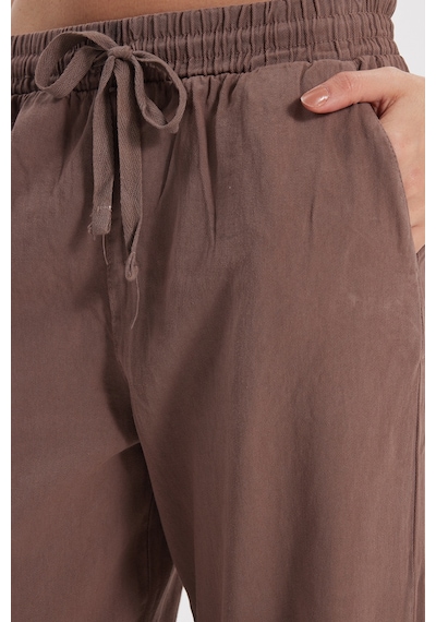 Tudors Kadın Relax Fit Rahat Kesim %100 Pamuk Beli Bağcıklı Lastikli Çift Cepli Kahverengi Pantolon-50599