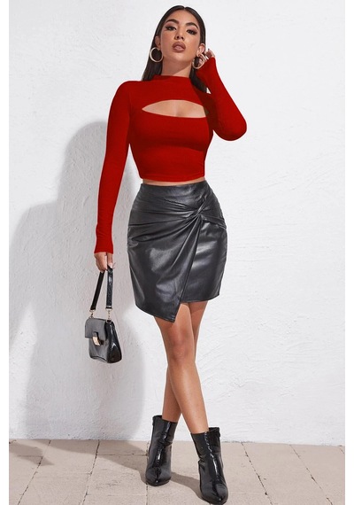 Moda Dua Kadın Kırmızı Göğüs Dekolteli Uzun Kollu Cut Out Crop Top Bluz