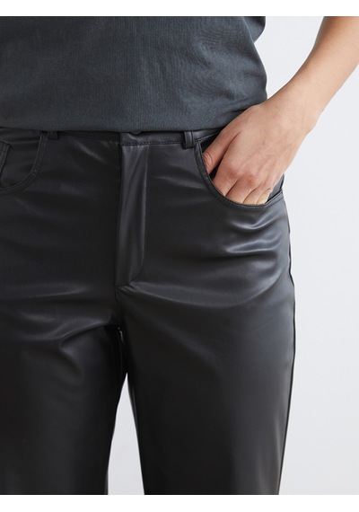 Lcw Modest Siyah Regular Fit Deri Görünümlü Kadın Pantolon