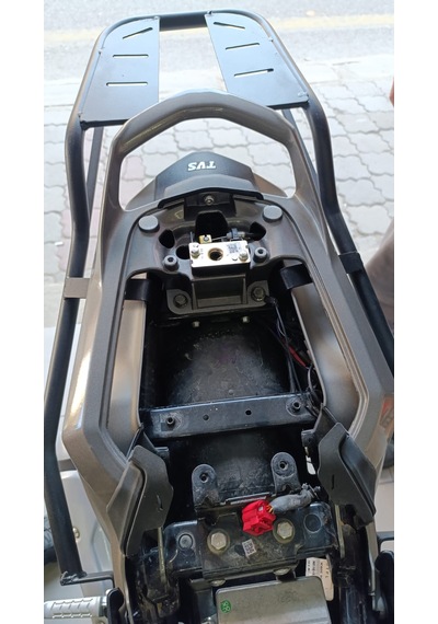 Tvs Raider Topcase Çanta Demiri