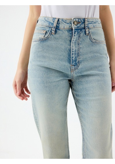 Comfort Straight Regular Fit Kadın Pantolon Denim