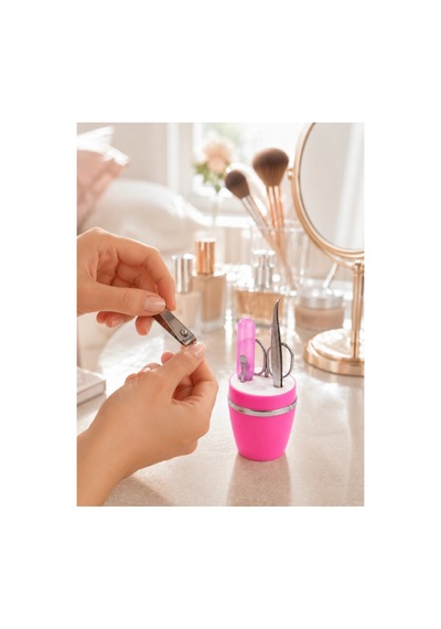Pembe Tırnak Bakım Seti Cımbız Makas Tırnak Makası Ve Törpü İçeren Kit Belirtilmemiş