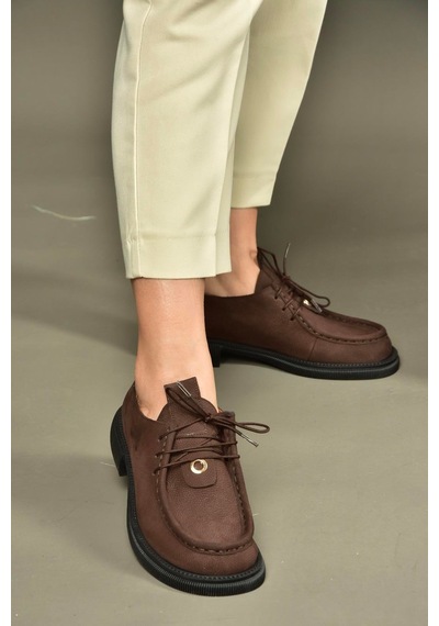 Fox Shoes V944085601 Kahverengi Hakiki Deri Nubuk Bağcıklı Günlük Kadın Ayakkabı Kahverengi Fox Shoes V944085601 Kahverengi Hakiki Deri Nubuk Bağcıklı Günlük Kadın Ayakkabı Kahverengi
