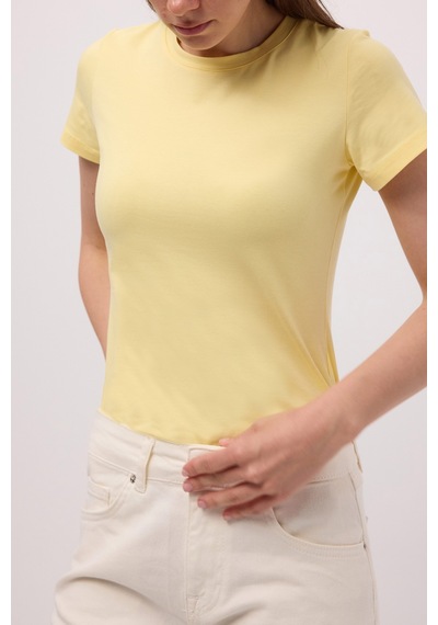 Itsbasic Kadın Light Sarı S6-108 Bisiklet Yaka %100 Organik Pamuk Esnek Kumaş T-shirt