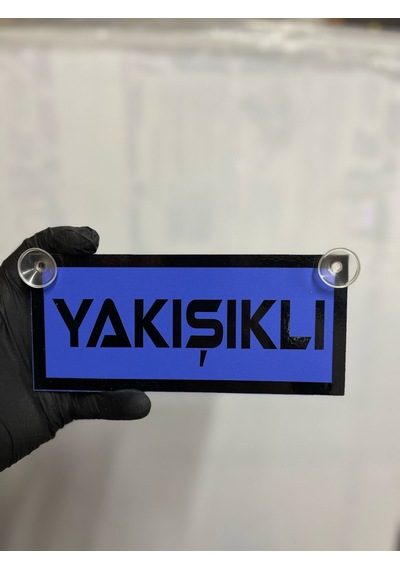 Mavi Renk Üzeri Siyah Renk Yakışıklı Yazılı Vantuzlu Cam Süsü