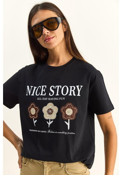 Shade Kadın Nice Story Yazı Ve Nakış Detaylı Relaxed Fit T-shirt 7635 60286116 - Siyah