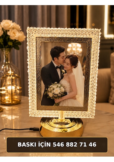 Kişiye Özel Fotoğraflı Kristal Dikdörtgen Çerçeveli Led Masa Lambası-gold Tabanlı 13x18 Cm Dekoratif Hediye Kişiye Özel Fotoğraflı Kristal Dikdörtgen Çerçeveli Led Masa Lambası-gold Tabanlı 13x18 Cm Dekoratif Hediye