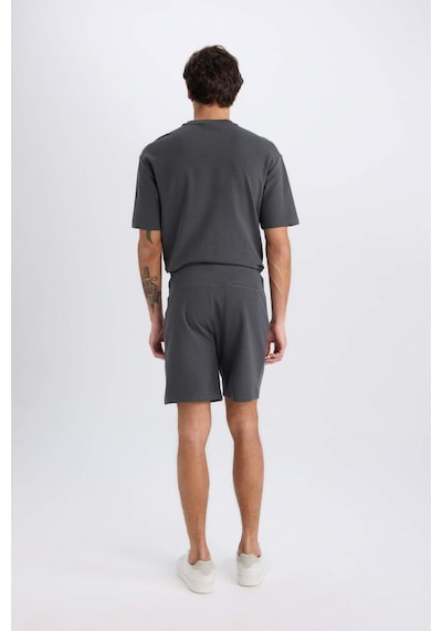 DeFacto Regular Fit Düz Paça Cepli Basic Düz Şort B8792AX25SMAR104