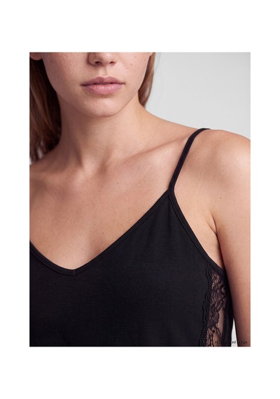 Lcw Dream Siyah V Yaka Dantel Detaylı Kadın Pijama Takımı