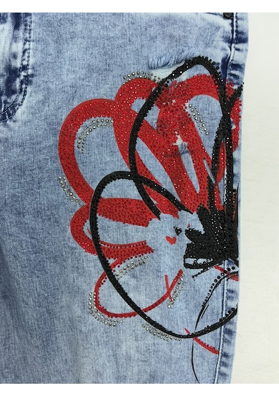 Trieste Büyük Beden Yüksek Bel Yıkamalı Denim Yırtık Ve Taş İşlemeli Baskı Detaylı Kadın Pantolon Mavi Trieste Büyük Beden Yüksek Bel Yıkamalı Denim Yırtık Ve Taş İşlemeli Baskı Detaylı Kadın Pantolon Mavi