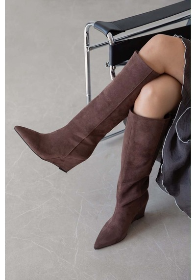 Wolk Shoes Glow Kadın Dolgu Topuk Deri Çizme Kahverengi Süet - 939907415 Kahverengi Süet Wolk Shoes Glow Kadın Dolgu Topuk Deri Çizme Kahverengi Süet - 939907415 Kahverengi Süet