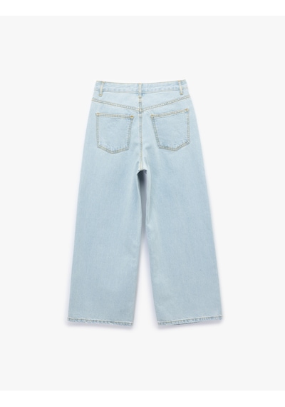 Koton Pamuklu Düğmeli Cepli Normal Bel Crop Geniş Paça Jean Pantolon - Wide Leg Jean Bleach 5sal40020md Açık Mavi Koton Pamuklu Düğmeli Cepli Normal Bel Crop Geniş Paça Jean Pantolon - Wide Leg Jean Bleach 5sal40020md Açık Mavi