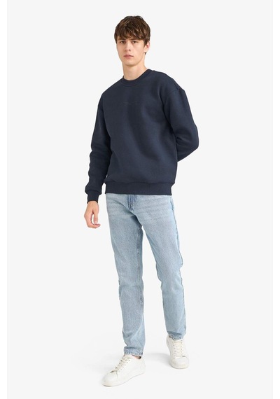 Defacto Boxy Fit Bisiklet Yaka İçi Yumuşak Tüylü Baskılı Sweatshirt X8282az25aunv64 Lacivert Defacto Boxy Fit Bisiklet Yaka İçi Yumuşak Tüylü Baskılı Sweatshirt X8282az25aunv64 Lacivert