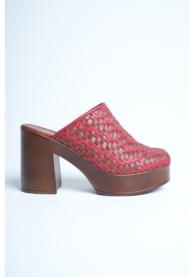 Analin Shoes Kadın Hakiki Deri Platform Topuklu Örgülü Terlik Kırmızı