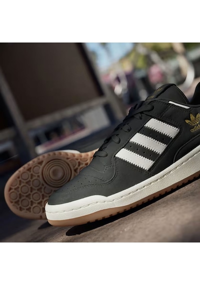 Cblack/Ivory/Ivory Adidas Erkek Basketbol Ayakkabı Forum Low Cl If9680 Null Siyah