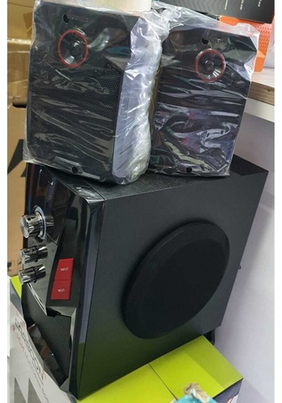 Ts-21 Hoparlör 2.1 Kanal 2+1 Ses Sistemi Fm Radyo Sd Kart Usb Bluetooth Uzaktan Kumandalı Subwoofer Hoparlör Ev Sinema Sistemi