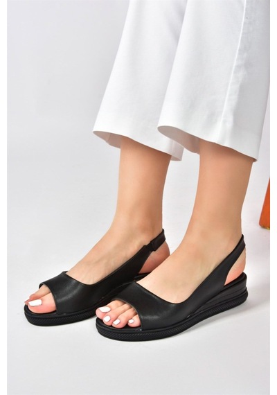 Fox Shoes Siyah Kadın Sandalet K674300609