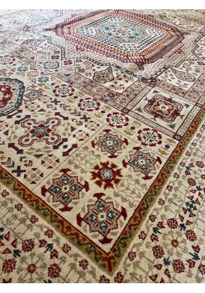 Hoom Rugs Sultani 822 Stone Klasik Salon Halısı Çok Renkli