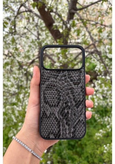 Apple, Uyumlu iPhone 17 Pro Max Yılan Desenli Kabartma Dokulu Kılıf Siyah