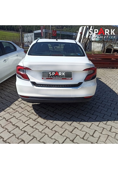 Fiat Egea 2015- Yılı Ve Sonrası Uyumlu Bagaj Altı Çıtası 3 Parça Siyah