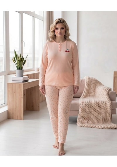 Eyfuze Kadın Kışlık Büyük Beden Curve Nakışlı Desenli Yakası Düğmeli Uzun Kollu Pijama Takımı Somon
