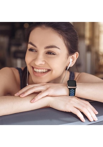 Apple Watch Seri 1/2/3/4/5/6/7/se/8/ultra İle Uyumlu Delikli Silikon Kordon Kayış 42-44-45-49 Mm Siyah - Mavi
