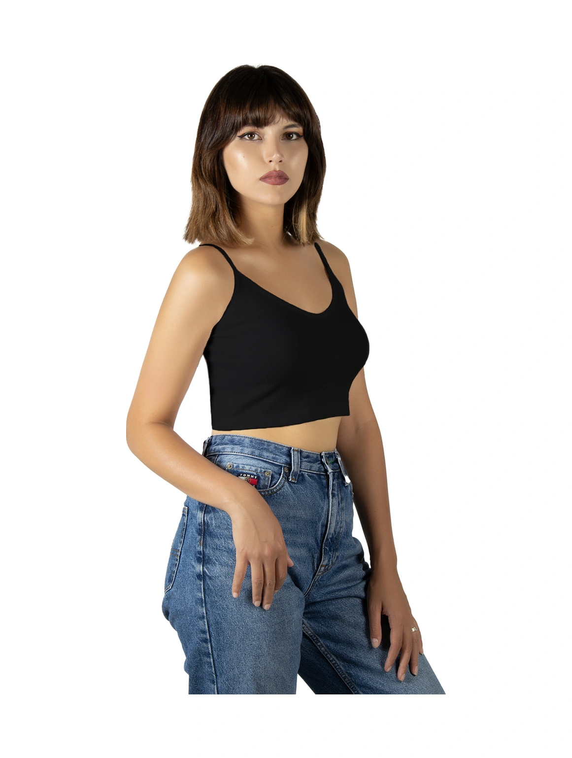Veaven 2'li Paket Siyah Beyaz İp Askılı Fitted/vücuda Oturan Fitilli Örme Crop Top Bluz Siyah Beyaz Veaven 2'li Paket Siyah Beyaz İp Askılı Fitted/vücuda Oturan Fitilli Örme Crop Top Bluz Siyah Beyaz