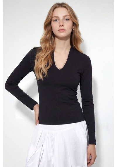 Hiccup Busem Slim Fit V Yaka Uzun Kollu Bluz Siyah