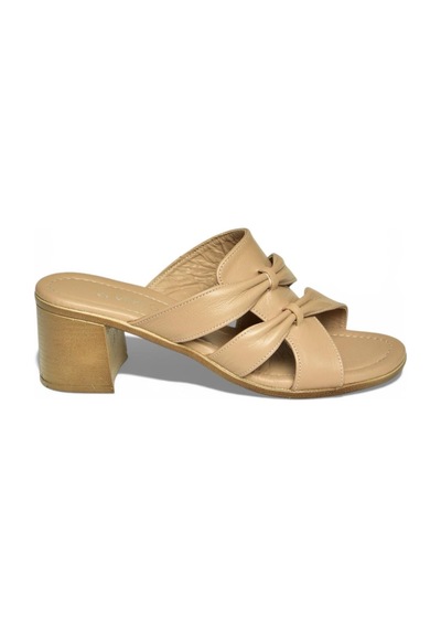 Fox Shoes P555455803 Bej Hakiki Deri Kalın Topuklu Kadın Terlik Bej