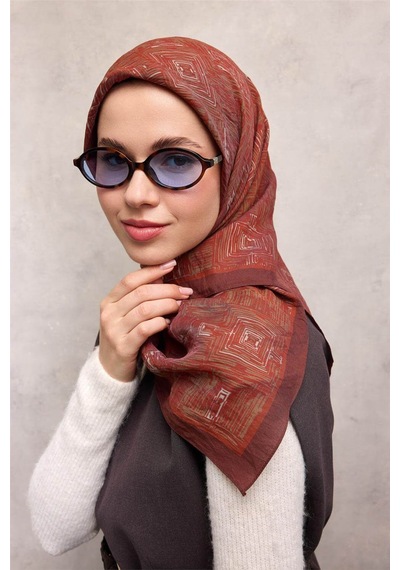 Silk Home Viskon Velora Eşarp Dört Mevsim Labirent Desen Mürdüm 90x90 Çok Renkli