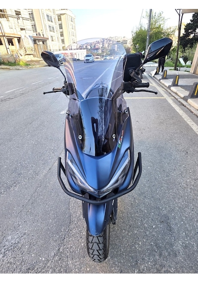 Motocam Küba Newlight 50 Pro Ön Cam 2023-2026 Model 58cm Füme Renkli 4mm  Boylu
