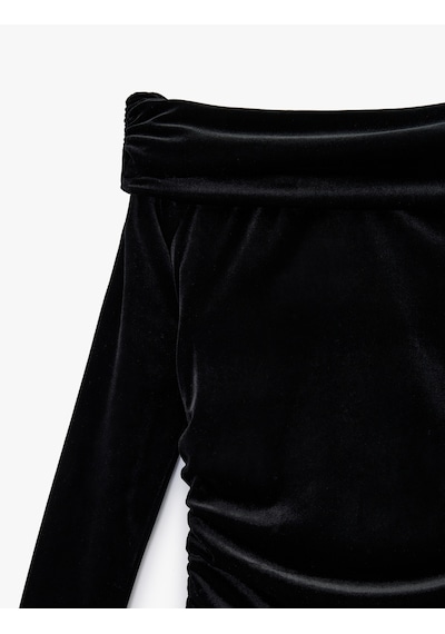 Koton Slim Fit Uzun Kollu Omzu Açık Madonna Yaka Mini Kadife Elbise Siyah 6wak80188ek Siyah