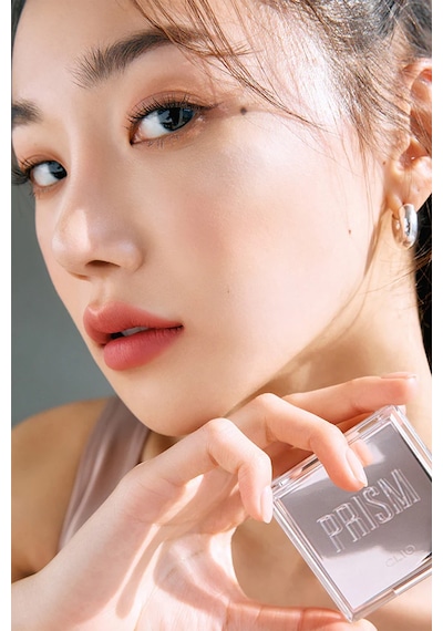 İnci Tanecikli Yoğun Işıltı Sağlayan 2 Li Highlighter Clio Prism Highlighter Duo 02lavender Voyage
