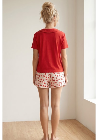 Siyah İnci Yaka Detaylı Nakışlı Düğmeli Pamuklu Örme Şortlu Pijama Takımı 8024 Ekru Mantar Siyah İnci Yaka Detaylı Nakışlı Düğmeli Pamuklu Örme Şortlu Pijama Takımı 8024 Ekru Mantar