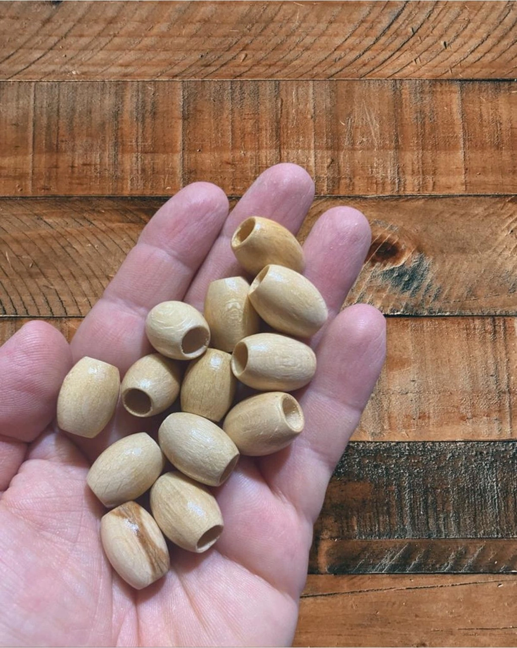 20 Mm Oval Vernikli Ahşap Boncuk - 20 Adet