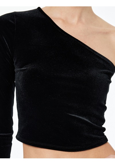 Koton Slim Fit Asimetrik Yaka Uzun Kollu Crop Tek Omuz Kadife Bluz Siyah 6wak50056ek Siyah Koton Slim Fit Asimetrik Yaka Uzun Kollu Crop Tek Omuz Kadife Bluz Siyah 6wak50056ek Siyah