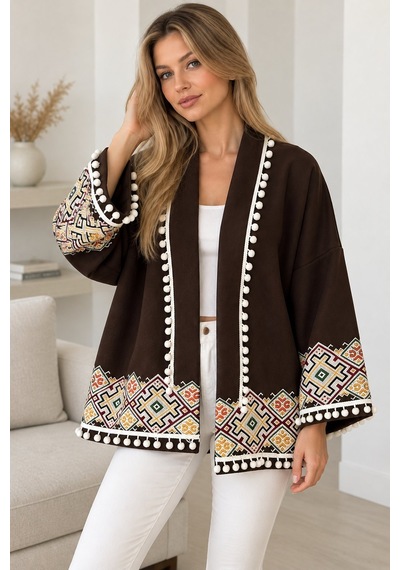 Lima Kahve Kadın Etnik Desenli Kimono Ceket Ponpon Detaylı Salaş Kesim Bohem Mevsimlik Ceket Lima Kahve Kadın Etnik Desenli Kimono Ceket Ponpon Detaylı Salaş Kesim Bohem Mevsimlik Ceket