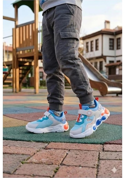 Cool Kids Kız Çocuğu Işıklı Yazlık Terletmez Kaydırmaz Koku Yapmaz Full Ortopedik Tarz Yürüyüş Ayakkabısı Beyaz Cool Kids Kız Çocuğu Işıklı Yazlık Terletmez Kaydırmaz Koku Yapmaz Full Ortopedik Tarz Yürüyüş Ayakkabısı Beyaz