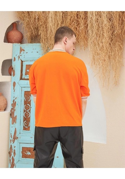 Novalisse Erkek Bisiklet Yaka Tişört Nakış İşlemeli Kısa Kol Oversize T-shirt - Turuncu Çoklu Renk