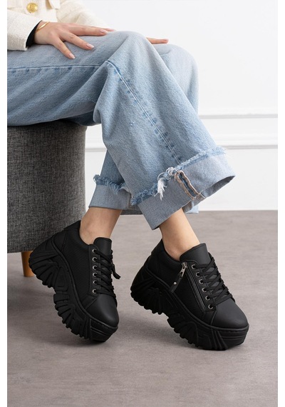 Shoetek Bozhena Kadın Sneakers Bağcıklı Dolgu Tabanlı Spor Ayakkabı Siyah Deri Siyah