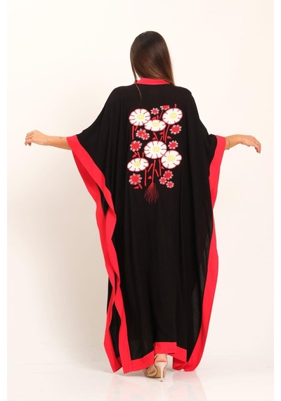 Keyifli Moda Kadın Siyah Kırmızı Garnili Sırtı Çiçek Nakışlı Püsküllü Yarasa Kol Yırtmaçlı Oversize Uzun Elbise - Sıyah Siyah