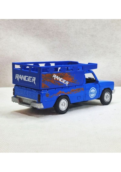 Nissan Junior Çek Bırak Metal Nissan Kamyonet 1970