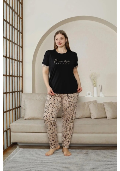 Pijamoni Kadın Milan Büyük Beden Bisiklet Yaka Kısa Kol İnce Pijama Takımı 7665/10- 1 Adet Siyah Pijamoni Kadın Milan Büyük Beden Bisiklet Yaka Kısa Kol İnce Pijama Takımı 7665/10- 1 Adet Siyah