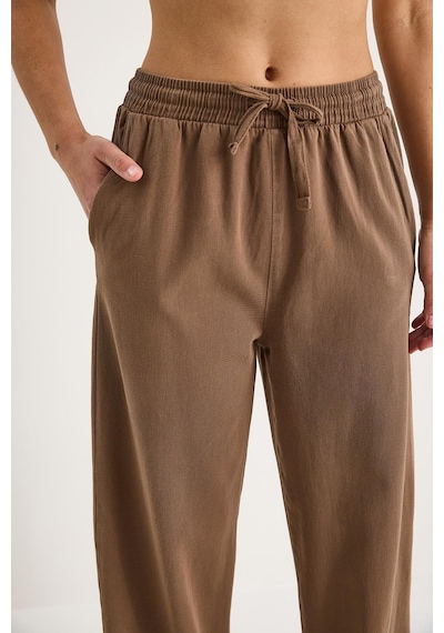 Kadın Beli Lastikli Paça Detaylı Palazzo Kalıp Pamuk Gabardin Yazlık Pantolon 60283323 - Kahve Kadın Beli Lastikli Paça Detaylı Palazzo Kalıp Pamuk Gabardin Yazlık Pantolon 60283323 - Kahve