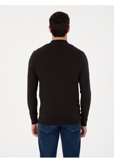 Cacharel Siyah Slim Fit Pamuk Karışımlı Yarım Fermuarlı Dik Yaka Triko Kazak Cacharel Siyah Slim Fit Pamuk Karışımlı Yarım Fermuarlı Dik Yaka Triko Kazak