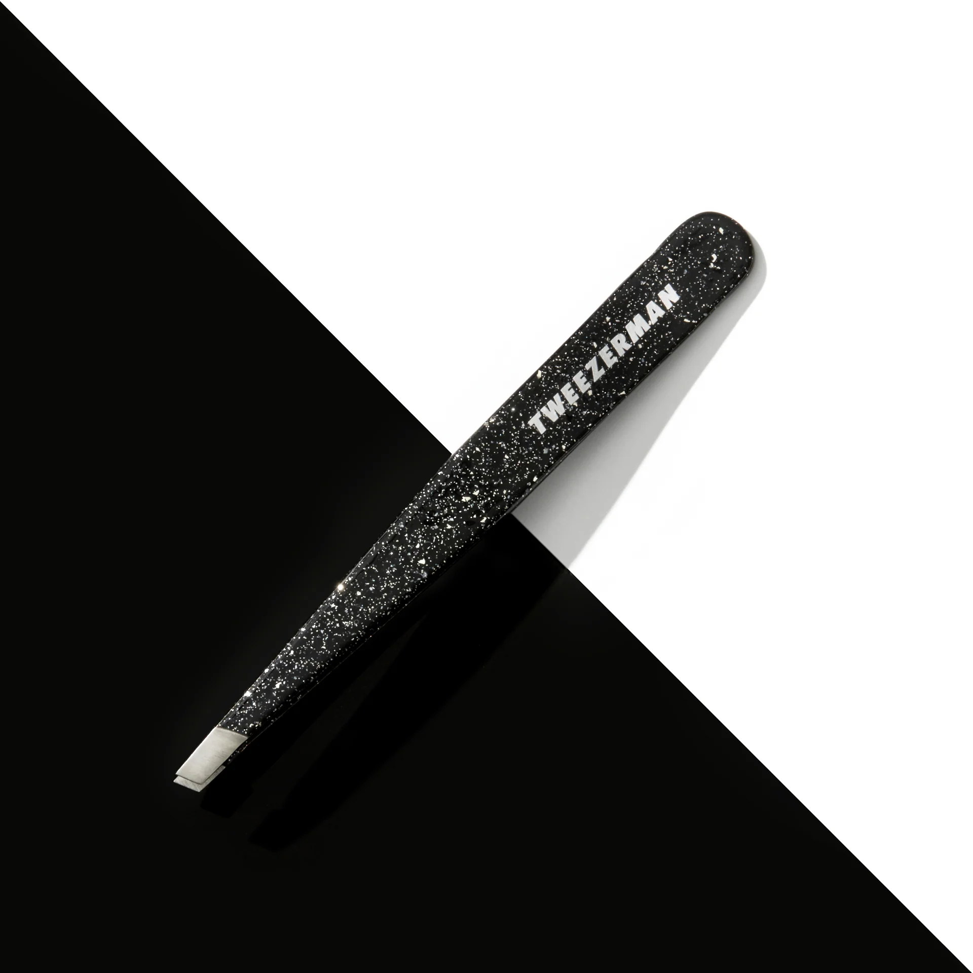 Tweezerman Slant Tweezer Dusted Onyx - Işıltılı Siyah Oniks Cımbız