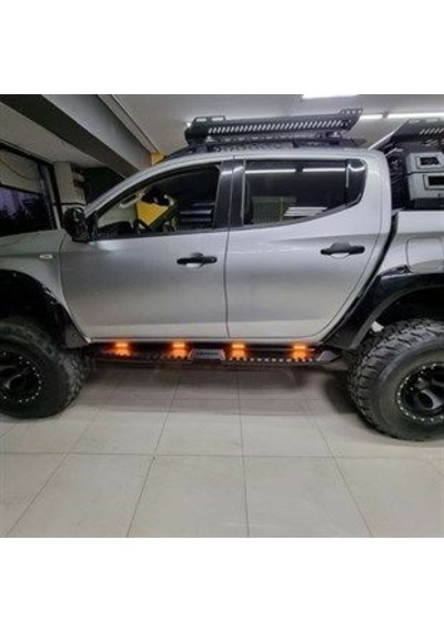 Mercedes X Class Yan Basamak (AQM-S32)