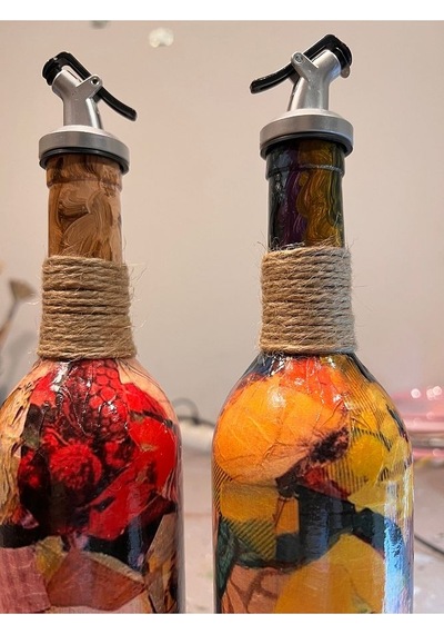 Renkli Kadın Desenli 750 Ml Zeytinyağı Sıvıyağ Şişesi Yağdanlık Yağlık Sirkelik Sosluk 2'li Set Çok Renkli