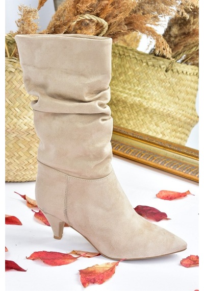 Fox Shoes Ten Süet Kısa Topuklu Büzgülü Kadın Bot L404810602