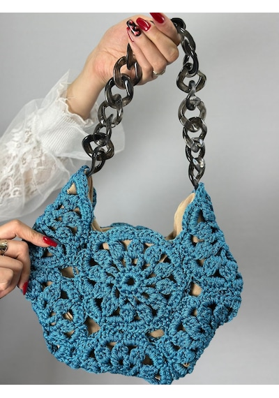 El Örgüsü Çiçekli Kadın El Çantası 30x27 Cm Mavi